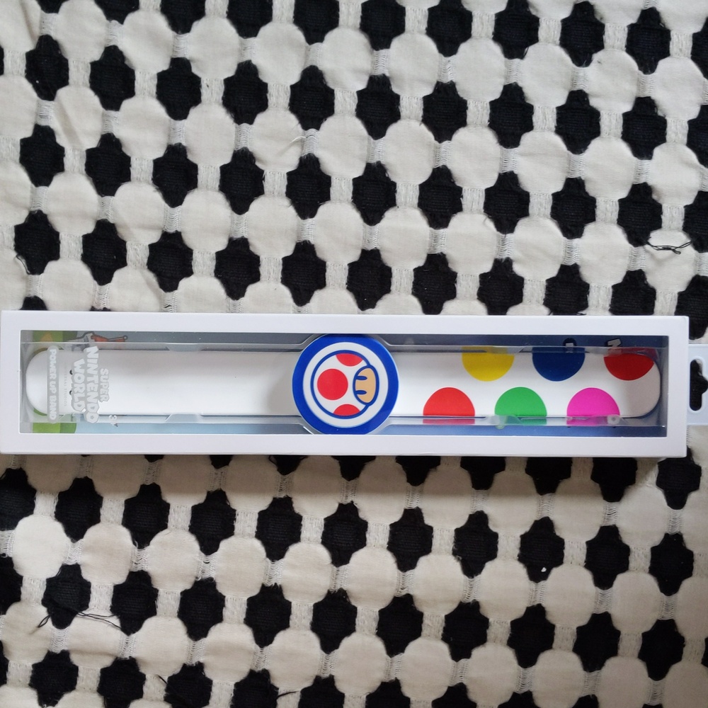 Universal Studios Japan super Nintendo world power bands mushroom kinopio